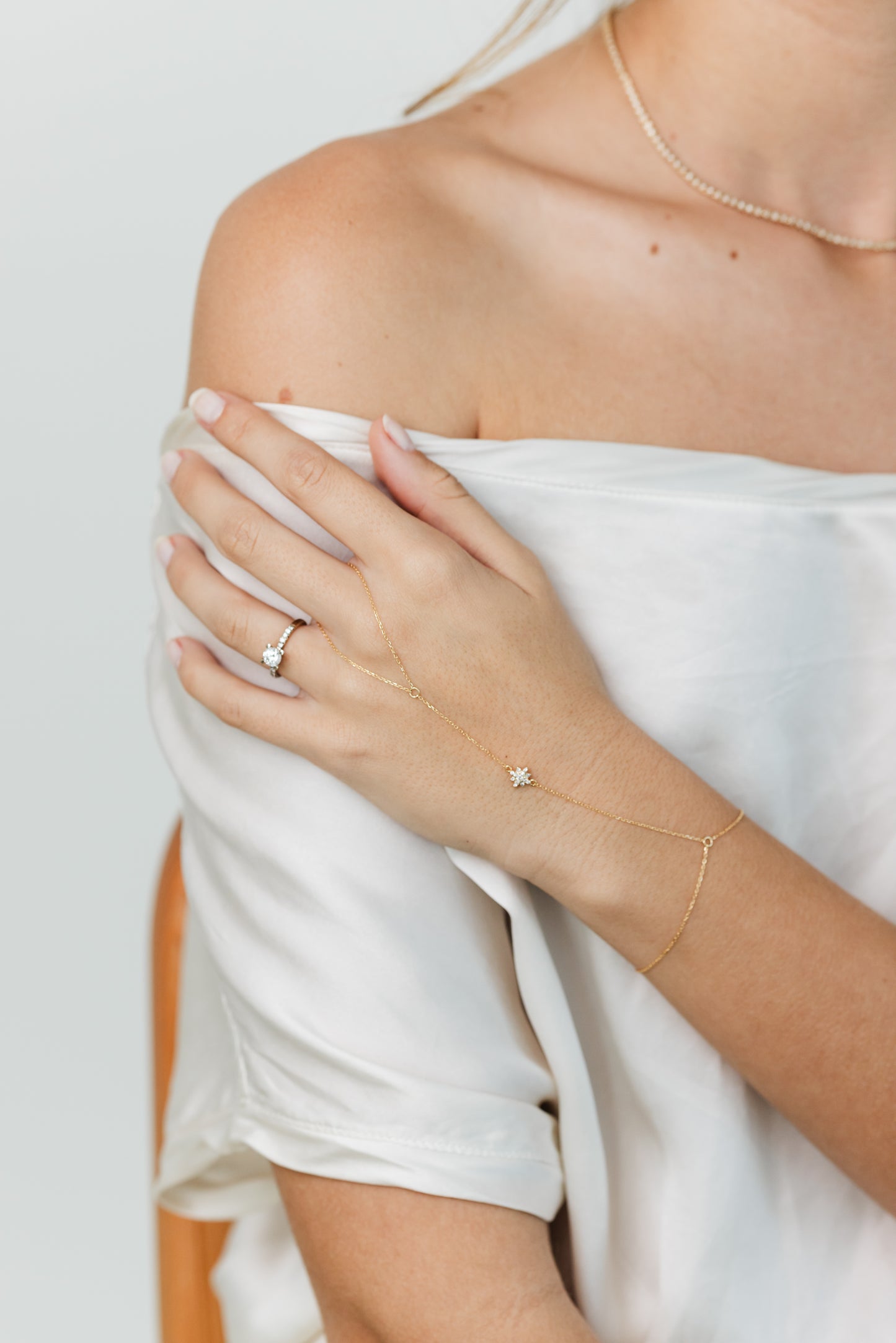 Hand Chain Luce